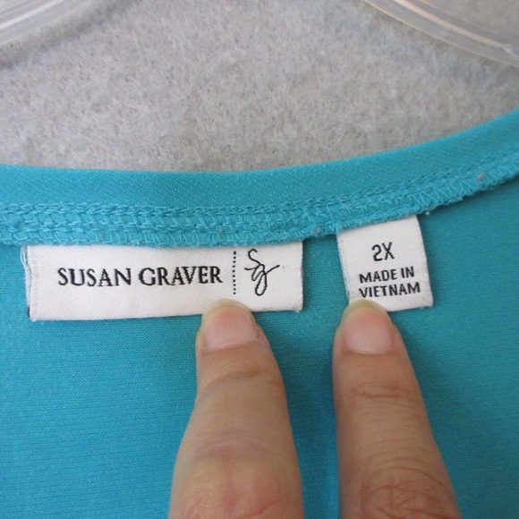 Susan Graver Plus 2X Blue Liquid Knit Slinky Top - Picture 4 of 12